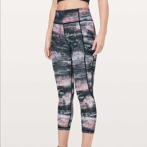 Lululemon Time to Sweat Crop leggings